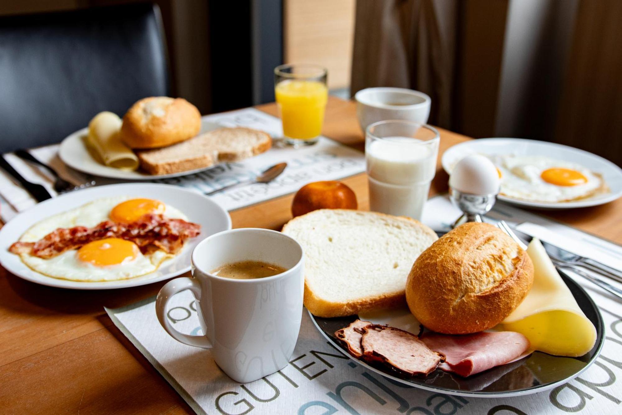 Hunzego Hotel Uithuizermeeden Екстериор снимка